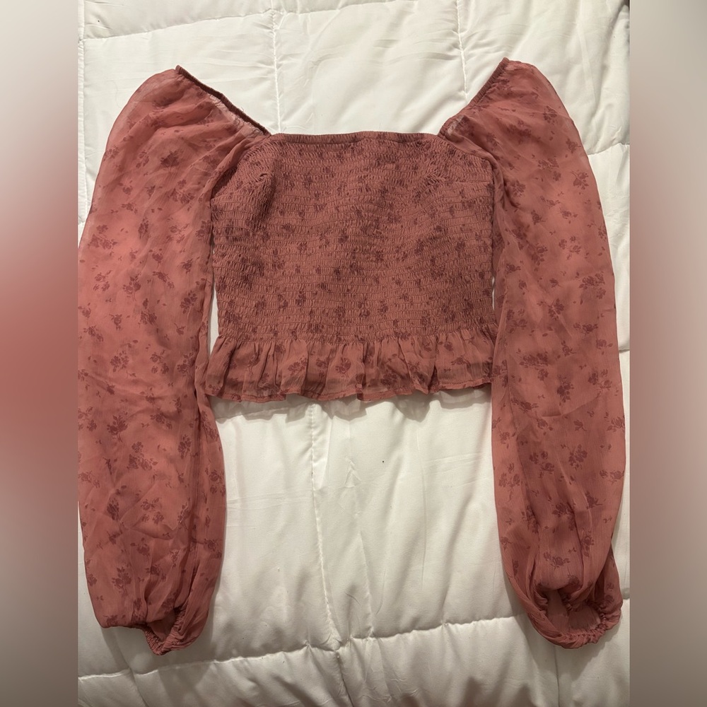 Hollister Pink Puff Sleeve Cropped Blouse